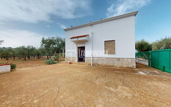 casa indipendente in vendita a Conversano