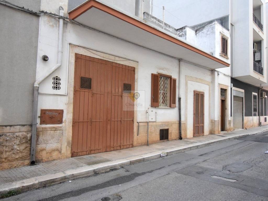 casa indipendente in vendita a Conversano