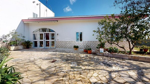 casa indipendente in vendita a Conversano