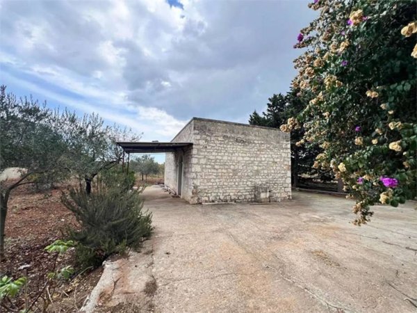 casa indipendente in vendita a Conversano