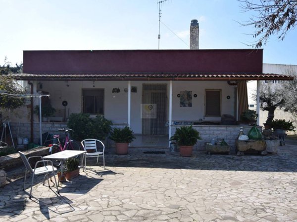 casa indipendente in vendita a Conversano