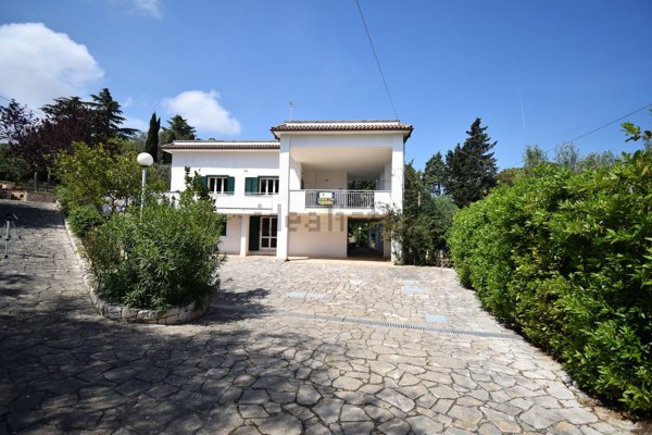 casa indipendente in vendita a Conversano