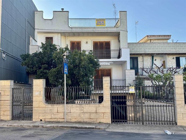 casa indipendente in vendita a Conversano