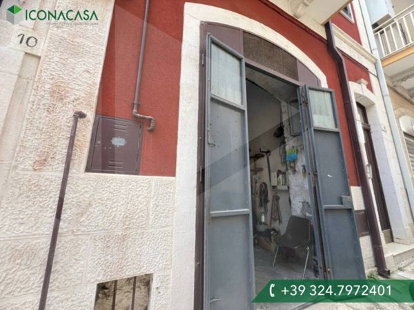 negozio in vendita a Conversano