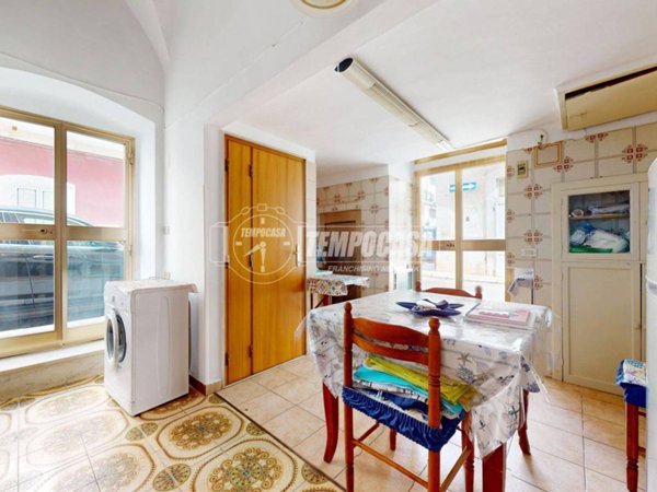 casa indipendente in vendita a Conversano