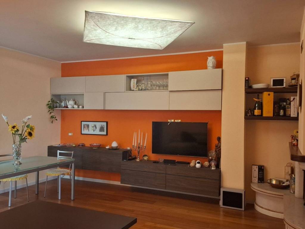 casa indipendente in vendita a Conversano