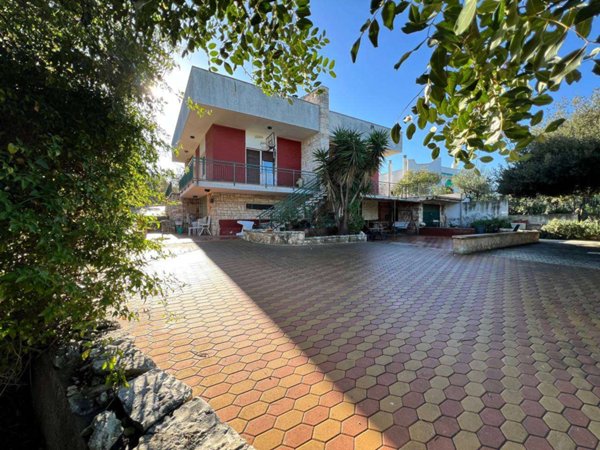 casa indipendente in vendita a Conversano
