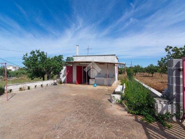 casa indipendente in vendita a Conversano