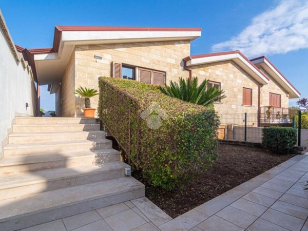 casa indipendente in vendita a Conversano