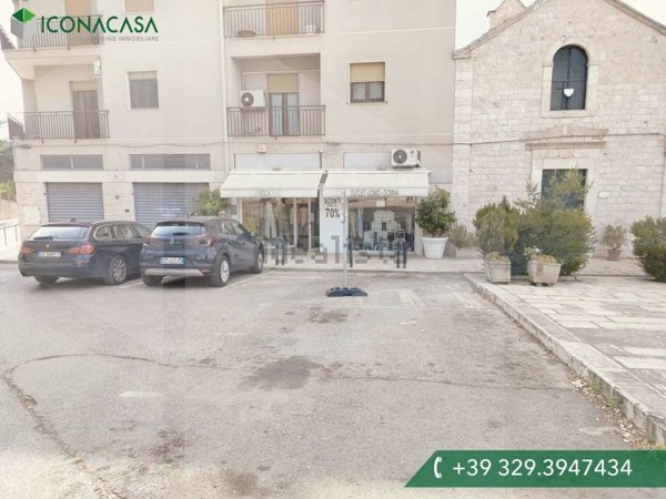 locale commerciale in vendita a Conversano