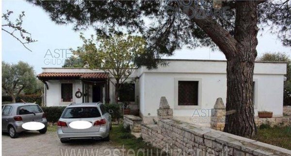 casa indipendente in vendita a Conversano