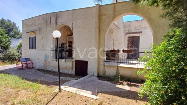 casa indipendente in vendita a Conversano