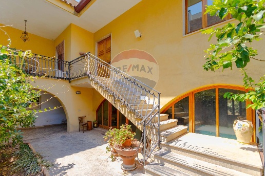 casa indipendente in vendita a Conversano