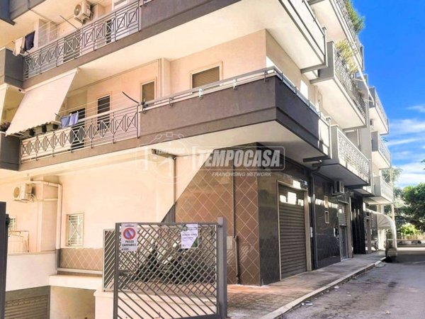 negozio in vendita a Conversano