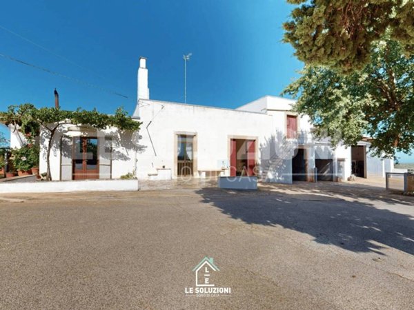 casa indipendente in vendita a Conversano