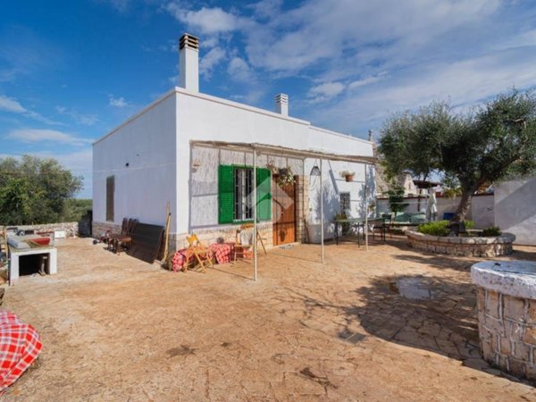 casa indipendente in vendita a Conversano