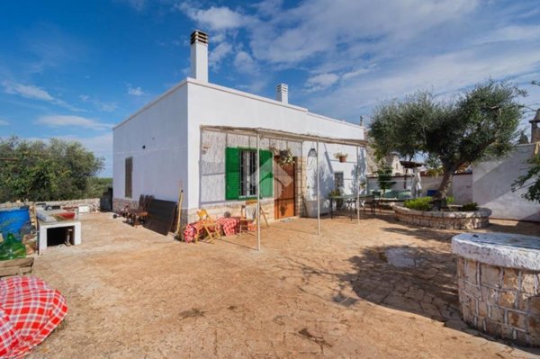 casa indipendente in vendita a Conversano