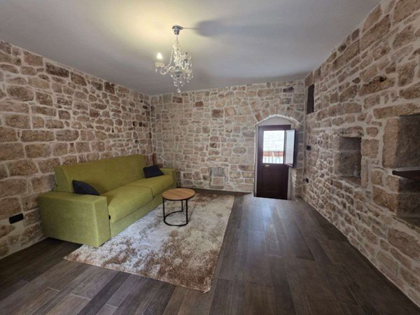 casa indipendente in vendita a Conversano
