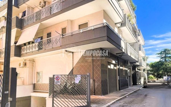 negozio in vendita a Conversano