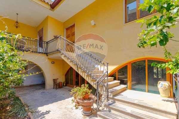 casa indipendente in vendita a Conversano