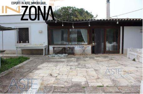 casa indipendente in vendita a Conversano