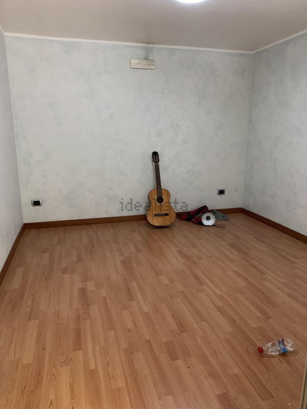 locale commerciale in vendita a Conversano