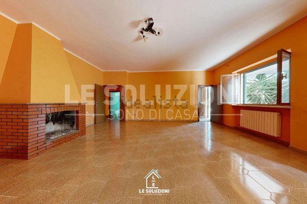 casa indipendente in vendita a Conversano