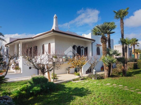 casa indipendente in vendita a Conversano