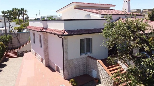 casa indipendente in vendita a Conversano