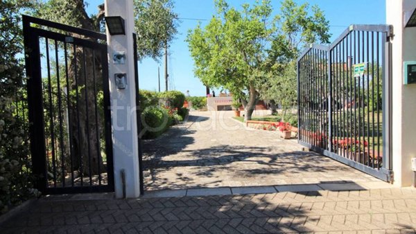 casa indipendente in vendita a Conversano