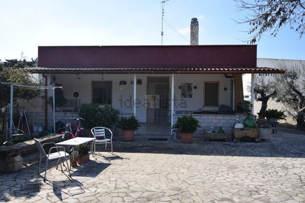 casa indipendente in vendita a Conversano