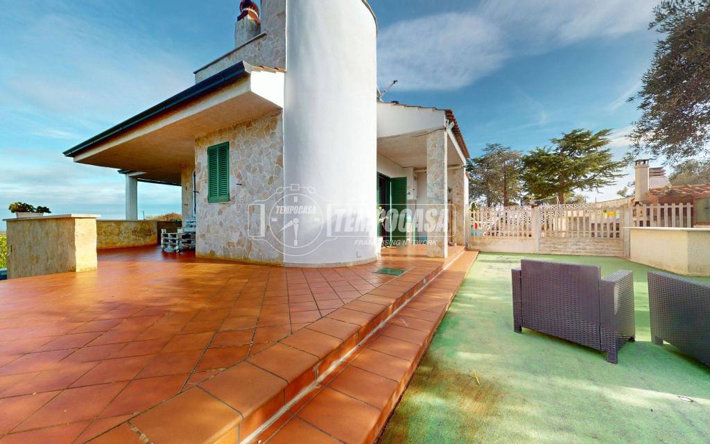 casa indipendente in vendita a Conversano