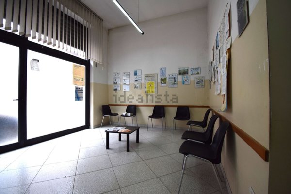 locale commerciale in vendita a Conversano