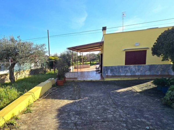 casa indipendente in vendita a Conversano