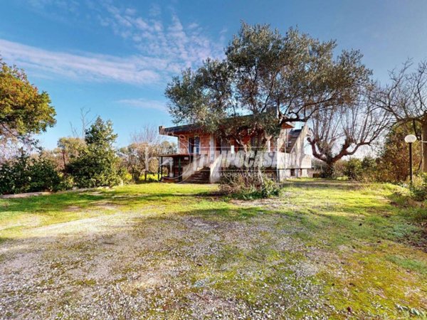 casa indipendente in vendita a Conversano