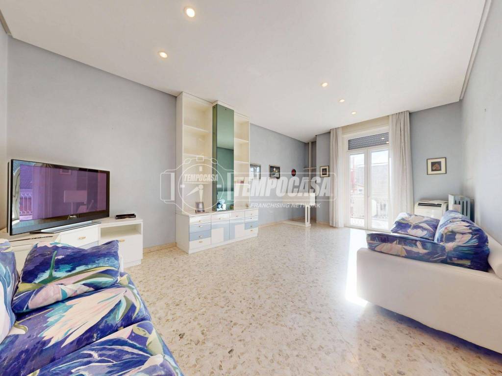 casa indipendente in vendita a Conversano