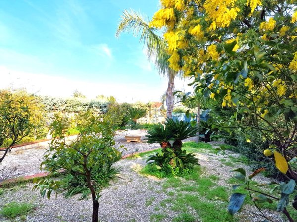 casa indipendente in vendita a Conversano