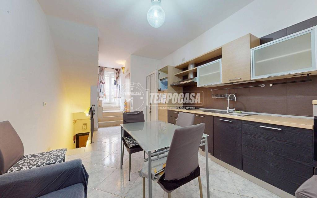 casa indipendente in vendita a Conversano