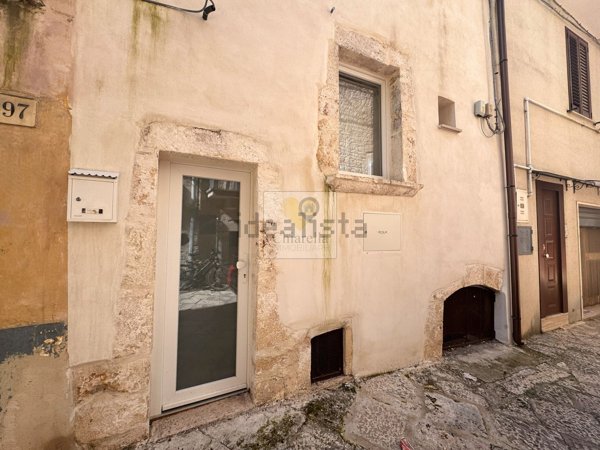 casa indipendente in vendita a Conversano