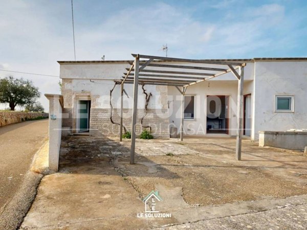 casa indipendente in vendita a Conversano