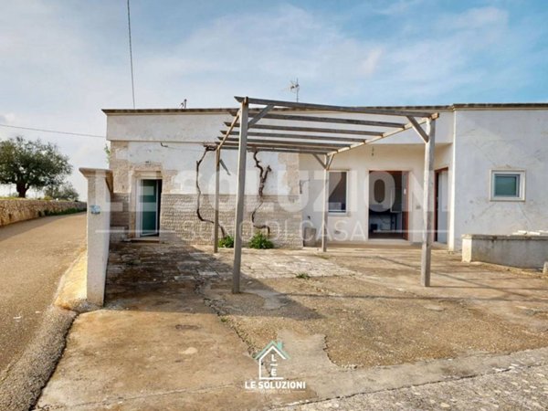 casa indipendente in vendita a Conversano
