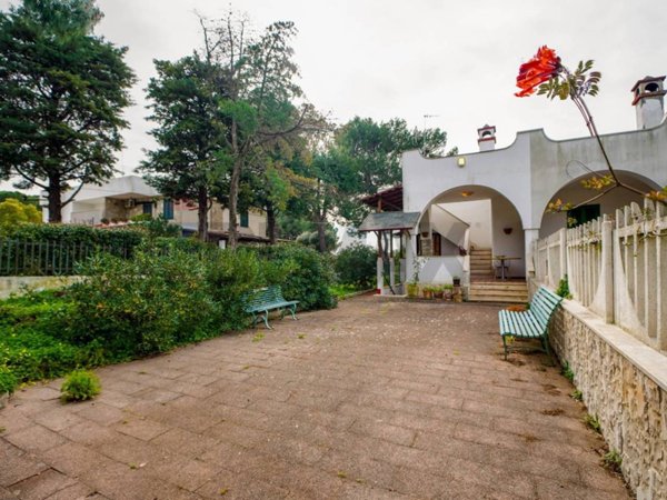 casa indipendente in vendita a Conversano