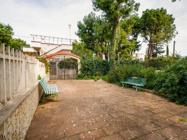 casa indipendente in vendita a Conversano