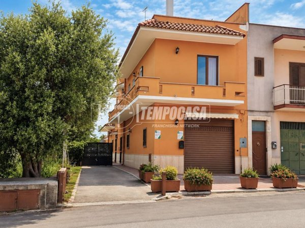 casa indipendente in vendita a Conversano in zona Triggianello
