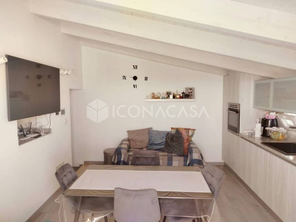 casa indipendente in vendita a Conversano