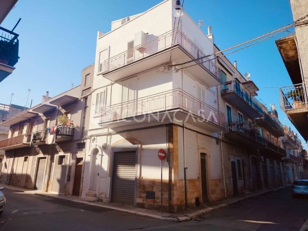 casa indipendente in vendita a Conversano