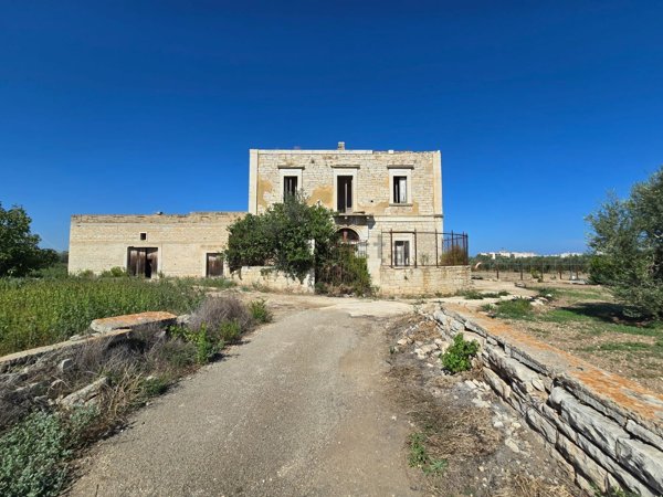 casa indipendente in vendita a Conversano