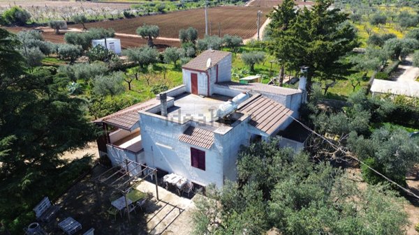 casa indipendente in vendita a Conversano
