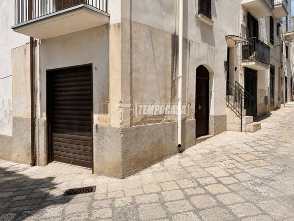 casa semindipendente in vendita a Conversano