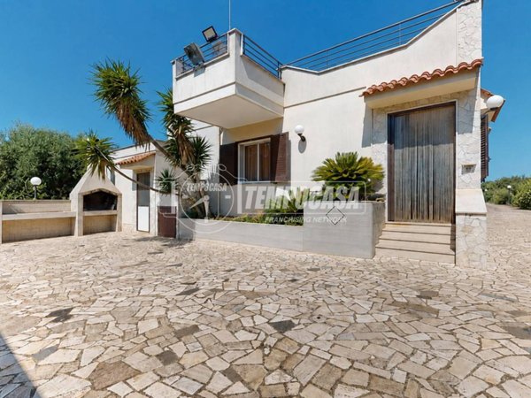 casa indipendente in vendita a Conversano
